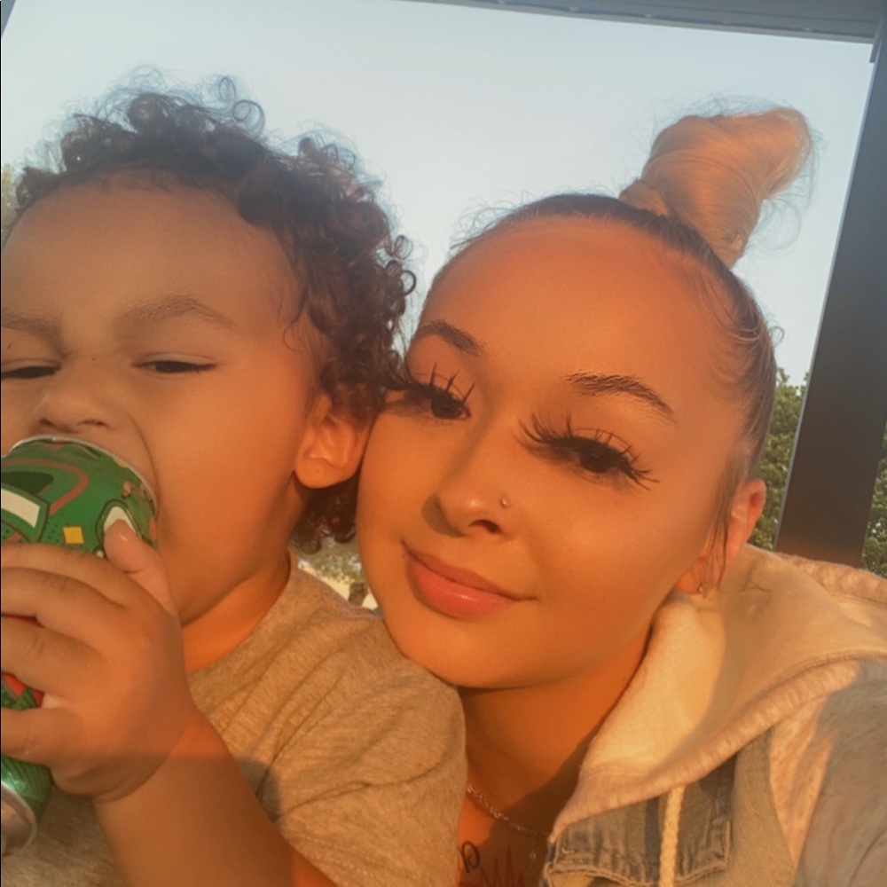 Meet your Posher, Alex